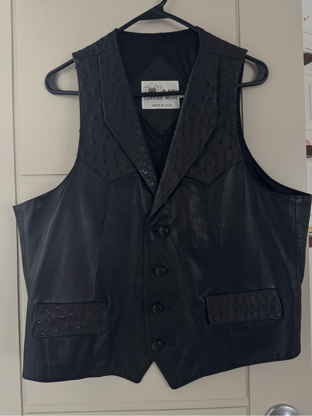 ALamo Learher Black Leather Vest with Textured Ostrich-Style Panels - Picture 10 of 12